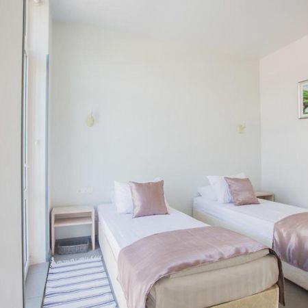 Heliopark Gora Bagrata Hotel Сухуми Екстериор снимка